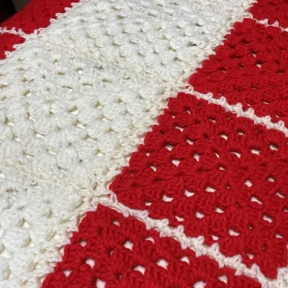 Vtg Handmade Crochet Granny Square Afghan Bedspread Approx 70 x 96 Red & White